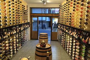 Wine shop & bar REGION image