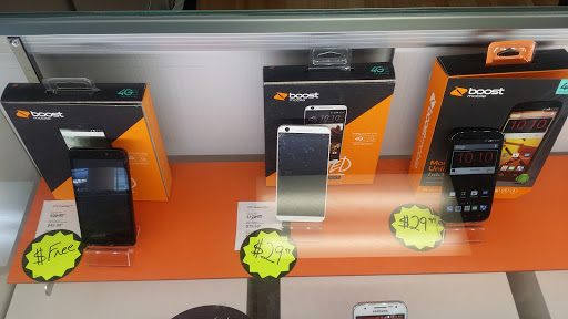Electronics Repair Shop «Boost Mobile By Smile Wireless 2», reviews and photos, 5442 Central Florida Pkwy, Orlando, FL 32821, USA