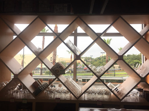 Liquor Store «The New Wine Regions Discount Wines & Liquors», reviews and photos, 2423 US-27, Clermont, FL 34711, USA