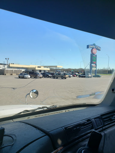 Truck Stop «Queen City Truck Stop», reviews and photos