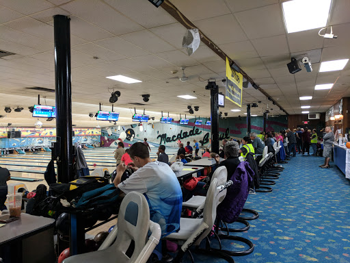 Bowling Alley «MacDade Bowl», reviews and photos, 2105 MacDade Boulevard, Holmes, PA 19043, USA