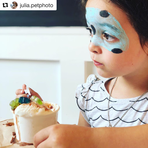 Ice Cream Shop «FRÍO Gelato - 517 Dempster, Evanston», reviews and photos, 517 Dempster St, Evanston, IL 60201, USA