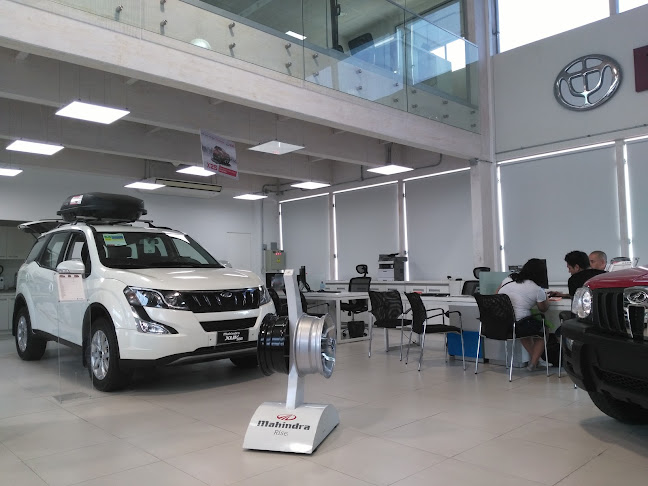 Opiniones de Fortaleza Autos Movicenter en Huechuraba - Concesionario de automóviles