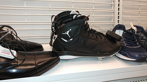 Clothing Store «Ross Dress for Less», reviews and photos, 2936 Interstate 45 N, Conroe, TX 77303, USA