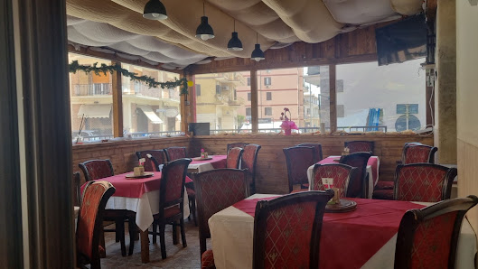 Restaurant La Tavi cucina tipica rumena Via Maremmana Inferiore, 55/57, 00012 Guidonia RM, Italia