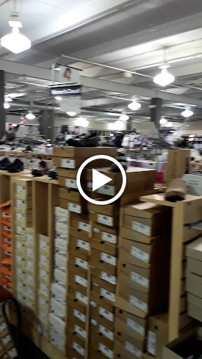 Shoe Store «DSW Designer Shoe Warehouse», reviews and photos, 2500 Central Park Ave, Yonkers, NY 10710, USA