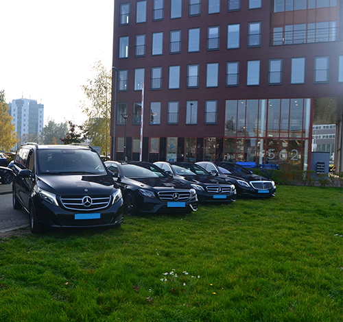 TAXI-EDS LUXURY DRIVING-CREW TRANSPORT-EXECUTIVE DRIVERS SERVICES-CORPORATE CAB-AMSTERDAM-THE-HAGUE-UTRECHT..