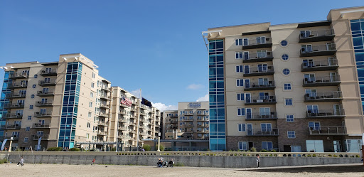 Shopping Mall «Seaside Beach Oregon», reviews and photos, 229-299 S Promenade, Seaside, OR 97138, USA