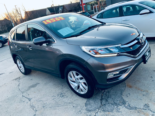 Used Car Dealer «DIAMOND AUTO SALES AND SERVICES 2016», reviews and photos, 1801 W Forest Home Ave, Milwaukee, WI 53204, USA