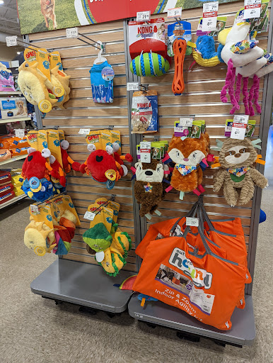 Pet Supply Store «PetSmart», reviews and photos, 16760 Highlands Center Blvd, Bristol, VA 24202, USA