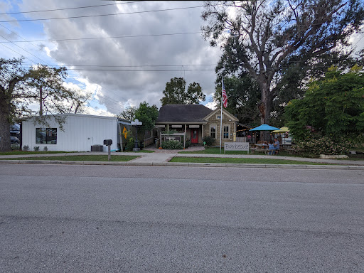 Barbecue Restaurant «Tejas Chocolate Craftory», reviews and photos, 200 N Elm St, Tomball, TX 77375, USA