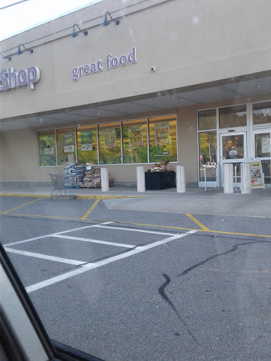 Grocery Store «Stop & Shop», reviews and photos, 209 N Main St, Andover, MA 01810, USA