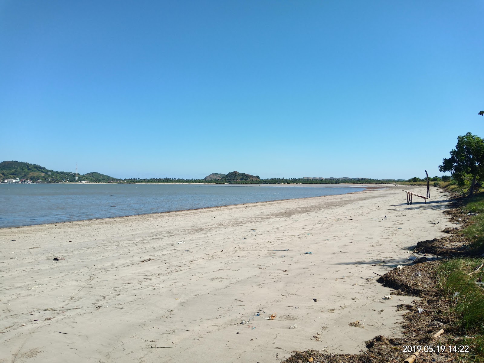 Zdjęcie Batu Berang Beach z long bay