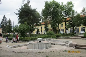 Централен градски парк image