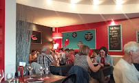 Atmosphère du Restaurant de fruits de mer Le Poisson Rouge à Les Sables-d'Olonne - n°17