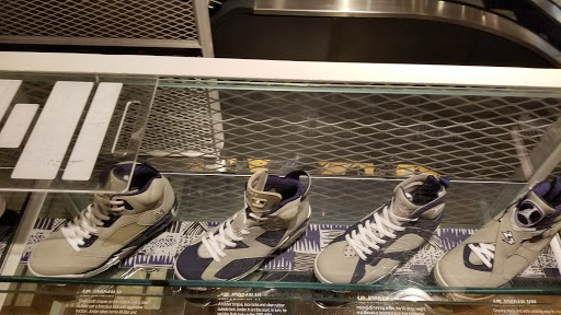 Clothing Store «Nike Georgetown», reviews and photos, 3040 M St NW, Washington, DC 20007, USA