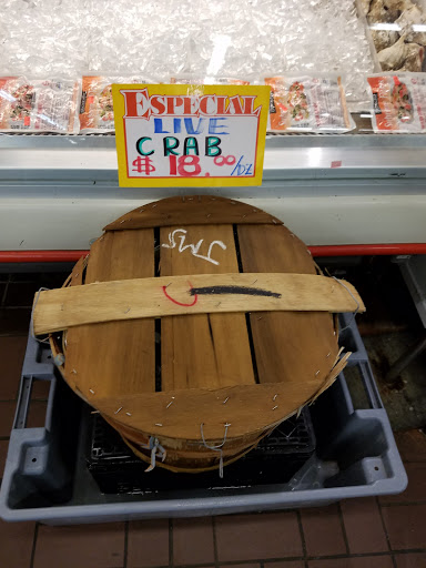 Produce Market «Golden Farm Market», reviews and photos, 6902 U.S. 9, Howell, NJ 07731, USA