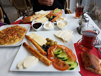 Plats et boissons du Restaurant Mangal Iskender Kebap à Stains - n°11