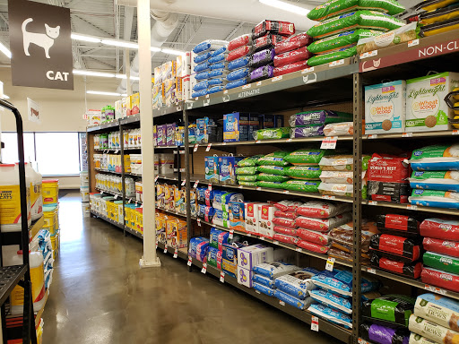 Pet Supply Store «Pet Supplies Plus», reviews and photos, 9 Waukegan Rd, Deerfield, IL 60015, USA