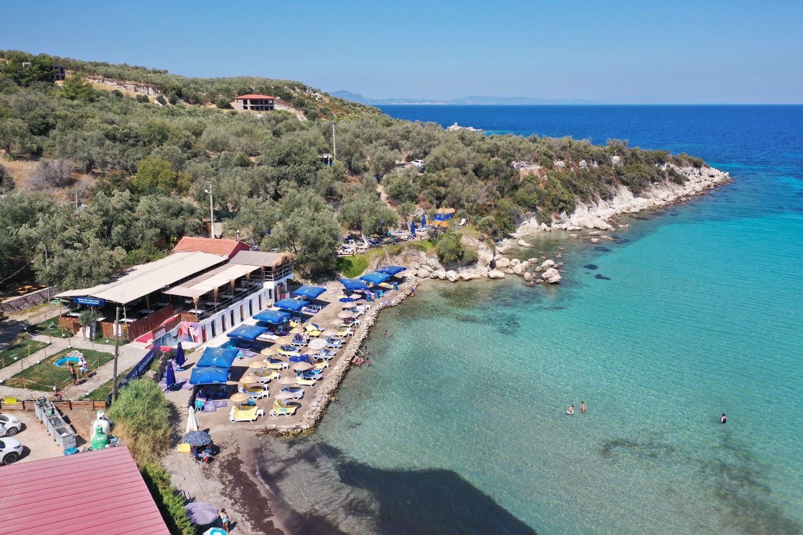 Φωτογραφία του Killik Koyu beach και η εγκατάσταση