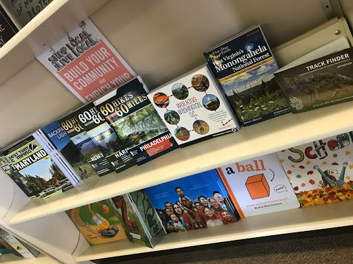 Book Store «Winchester Book Gallery», reviews and photos, 185 N Loudoun St, Winchester, VA 22601, USA