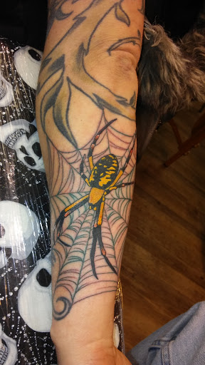 Tattoo Shop «Anchor Down Tattoo Company», reviews and photos, 706 S Huntington St, Syracuse, IN 46567, USA