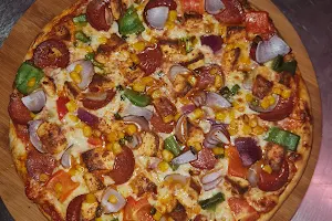 Mister Pizza | Indische Küche, Schnellimbiss, Lieferdienst, Lebensmittel image