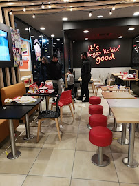 Atmosphère du Restaurant KFC Livry Gargan - n°3