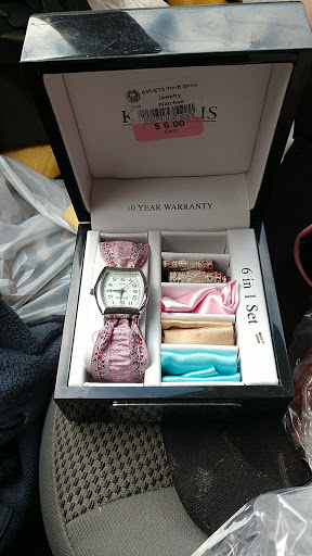 Thrift Store «AMVETS West Seneca», reviews and photos, 1900 Ridge Rd, West Seneca, NY 14224, USA