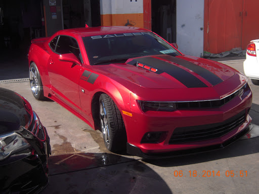 Auto Body Shop «West Coast Body & Paint», reviews and photos, 15201 Oxnard St # H, Van Nuys, CA 91411, USA