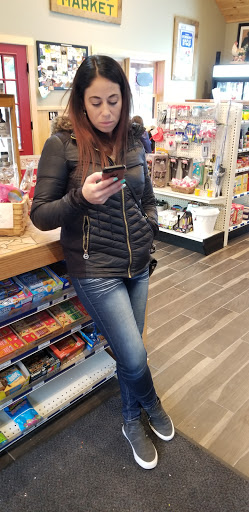 Restaurant «Cones Point General Store», reviews and photos, 3816 VT-30, Poultney, VT 05764, USA