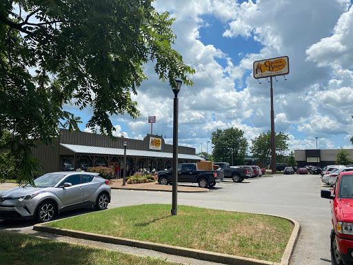 American Restaurant «Cracker Barrel Old Country Store», reviews and photos, 635 S Cumberland St, Lebanon, TN 37087, USA