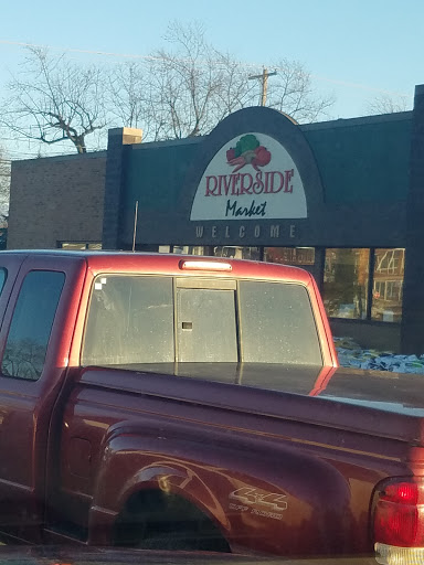 Grocery Store «Riverside Market Inc», reviews and photos, 311 N Oak St, Durand, MI 48429, USA