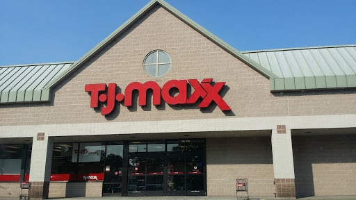 Department Store «T.J. Maxx», reviews and photos, 865 Bridgeport Ave, Shelton, CT 06484, USA