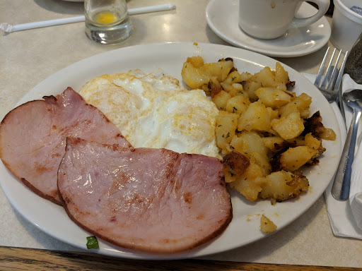 Family Restaurant «The Broadway Restaurant Catering & Ice Cream», reviews and photos, 100 Water St, Worcester, MA 01604, USA