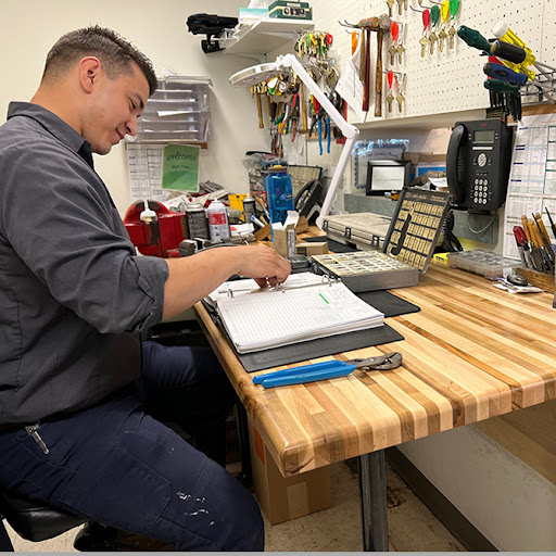 Locksmith «Anderson Lock», reviews and photos, 850 E Oakton St, Des Plaines, IL 60018, USA