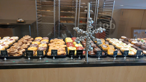 Donut Shop «dot donuts», reviews and photos, 1825 SE 164th Ave #103, Vancouver, WA 98683, USA