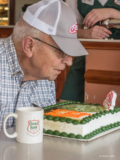 Donut Shop «Donut Bank», reviews and photos, 3988 IN-261, Newburgh, IN 47630, USA