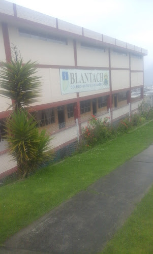 Blantach - Escuela