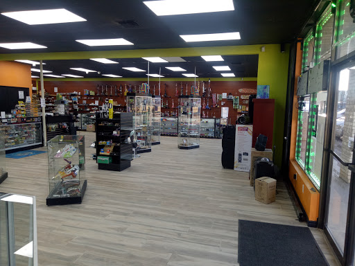 Tobacco Shop «Smoke Center In Longview», reviews and photos, 1016 W Loop 281 Suite # B, Longview, TX 75604, USA