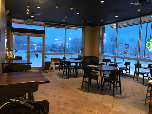 Coffee Shop «Starbucks», reviews and photos, 343 Randall Rd a, Lake in the Hills, IL 60156, USA