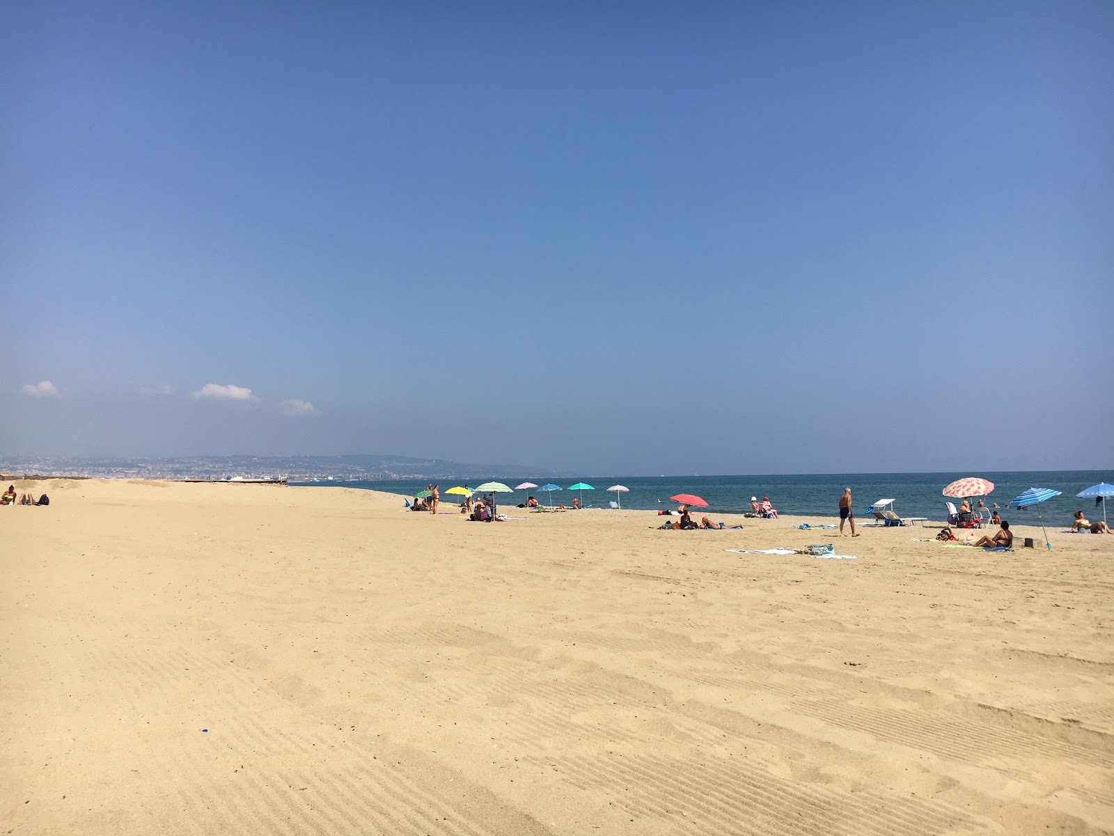 Foto von Catania beach II mit langer gerader strand