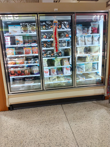 Shopping Mall «Highland Square», reviews and photos, 1010 Dunn Ave, Jacksonville, FL 32218, USA