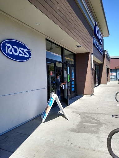 Clothing Store «Ross Dress for Less», reviews and photos, 75 Bellam Blvd, San Rafael, CA 94901, USA
