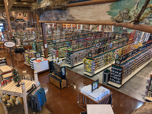 Sporting Goods Store «Bass Pro Shops», reviews and photos