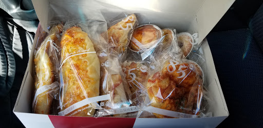 Shopping Mall «Foothill Square Shopping Center», reviews and photos, 10700 MacArthur Blvd #200, Oakland, CA 94605, USA