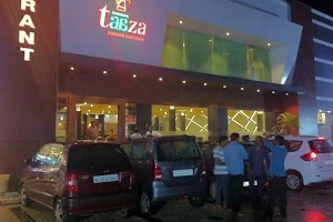 Taaza Restaurant, Kunnamangalam image