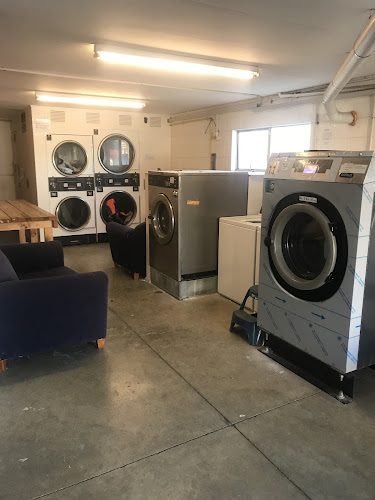 Te Kauwhata Laundromat - Laundry service