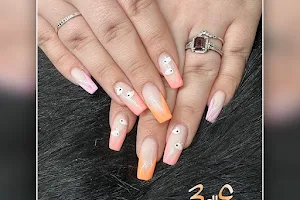 Belle Nails Spa image