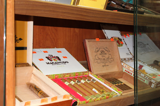 Tobacco Shop «Ace Tobacco Shop», reviews and photos, 2501 Lake Ave, Altadena, CA 91001, USA